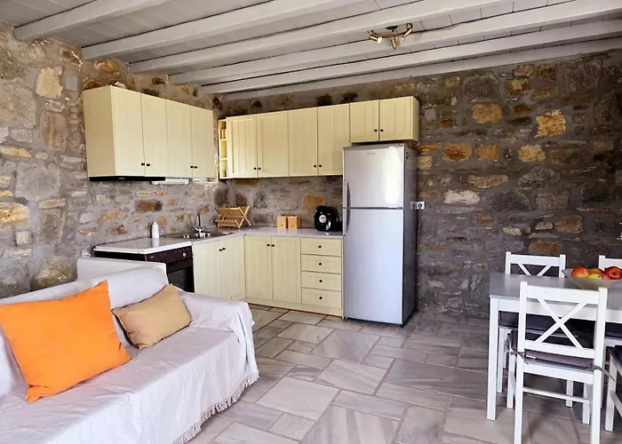 Villa Rock Serifos Town